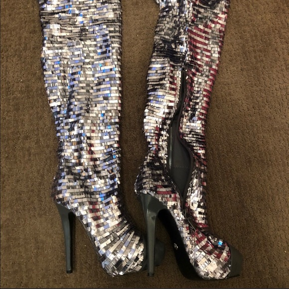 Dereon Shoes - Beyonce’s House of Dereon sequin High Boots heels
